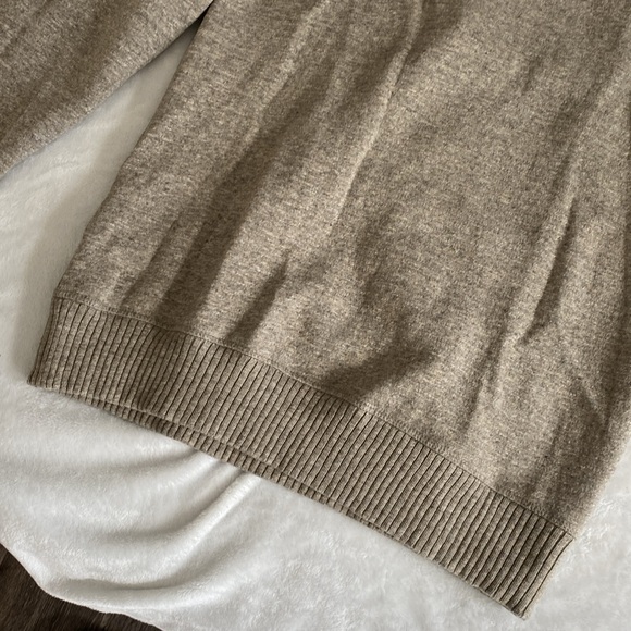 H&M taupe sporty turtleneck sweater - Picture 13 of 17